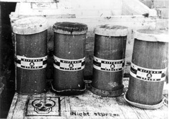 Zyklon B-Boxes'© National Archives, Washington, DC